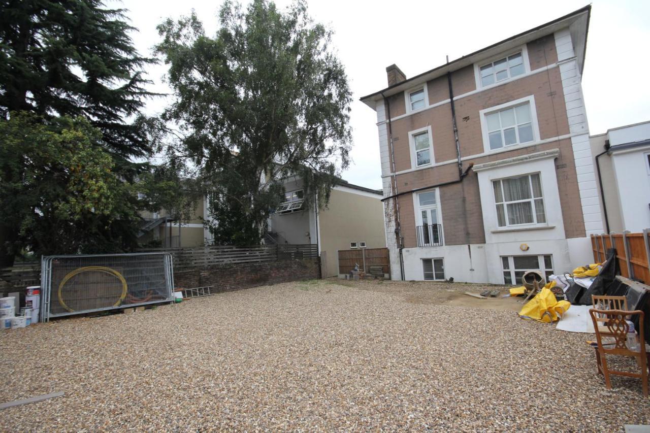 Great West Road Apartments Flat C London Ngoại thất bức ảnh